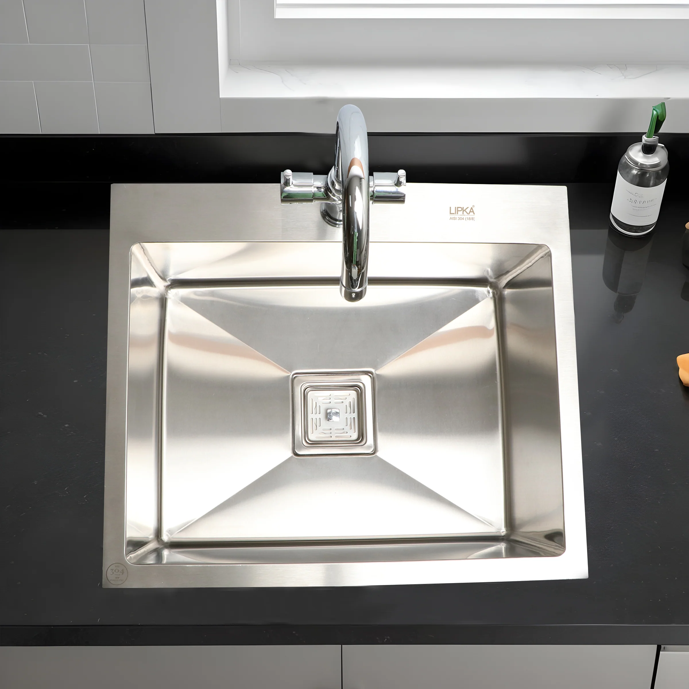 Handmade Single Bowl 304-Grade Kitchen Sink with Tap Hole (21 x 18 x 10 Inches) - LIPKA