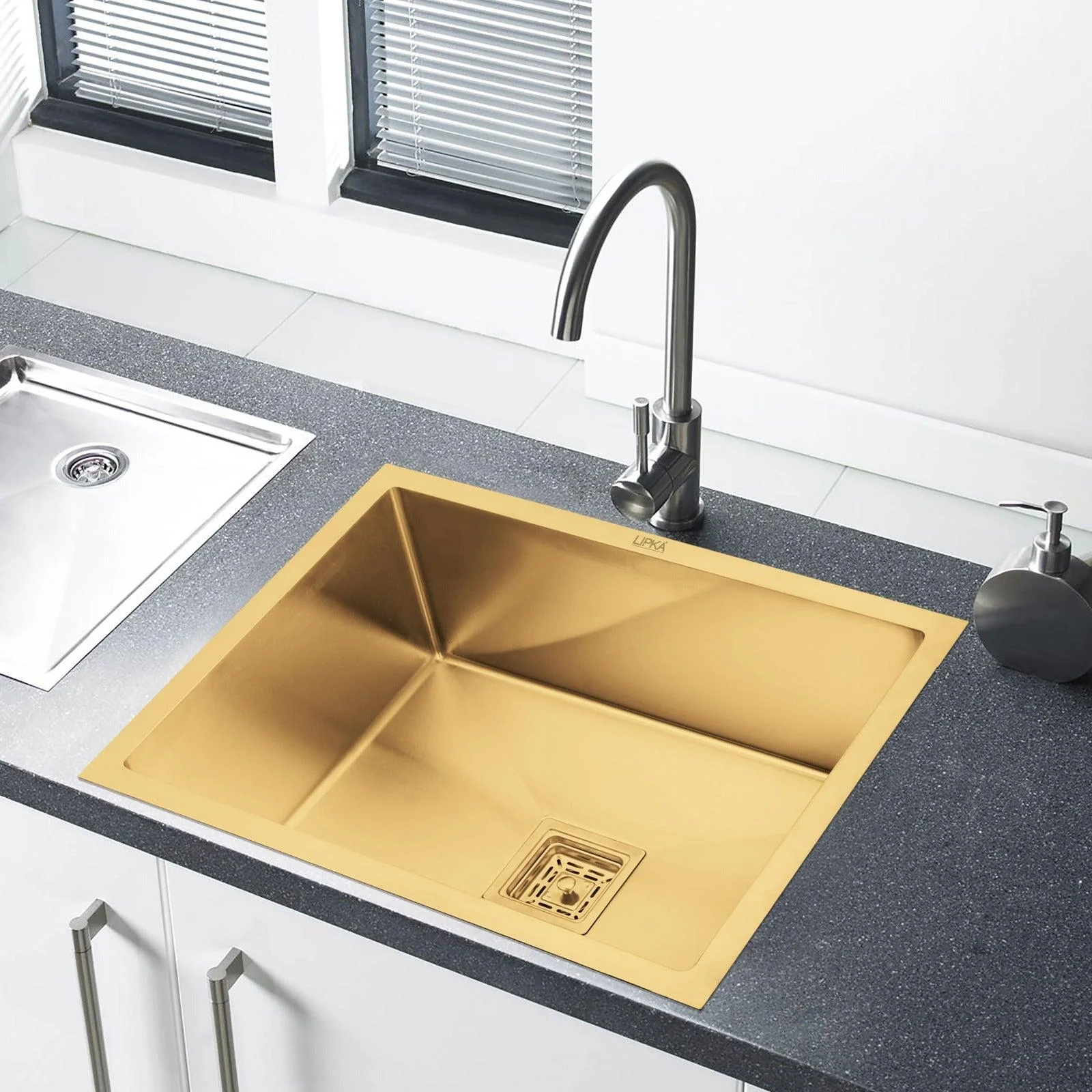 Handmade Yellow Gold PVD Coated Single Bowl Kitchen Sink (24 x 18 x 10 Inches) - LIPKA - Image 5