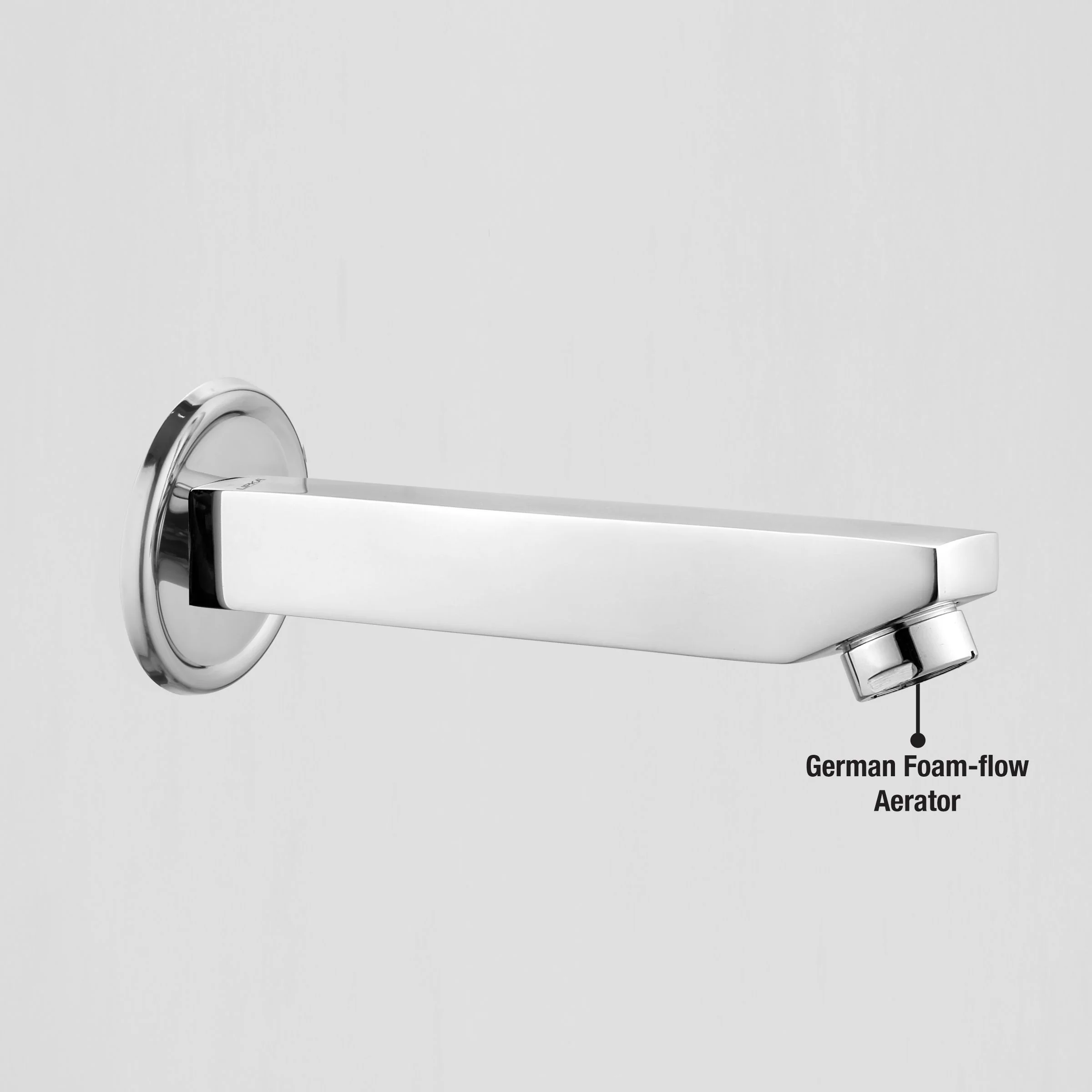 Victory Bathtub Spout Brass Faucet- LIPKA - Image 4